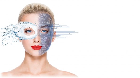 Feinstreinigung in der Metallbearbeitung mit Schablonen-Reinigungsmaschine EVO SBC